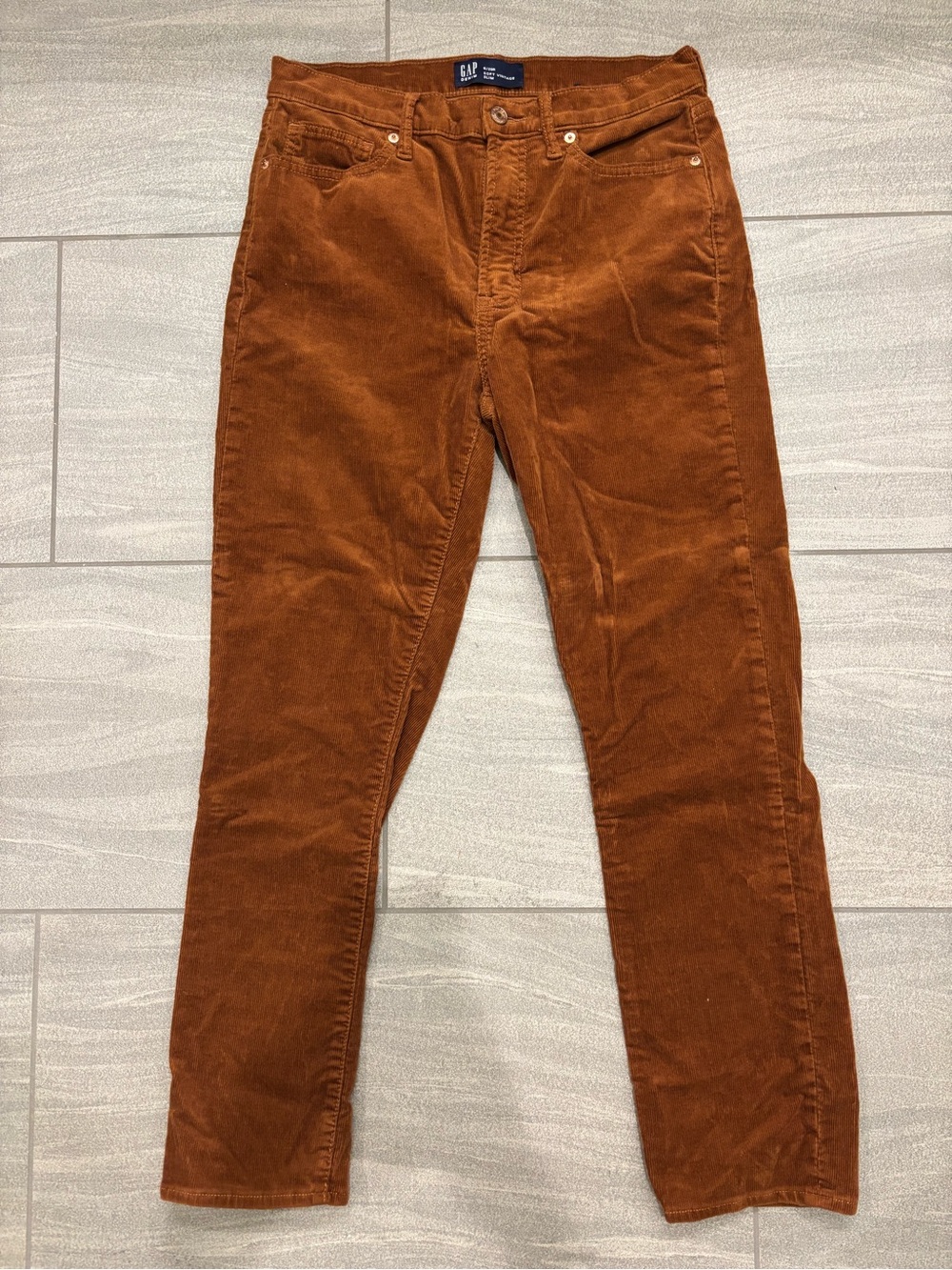 GAP Women's Straight-Leg Corduroy Pants in Rust